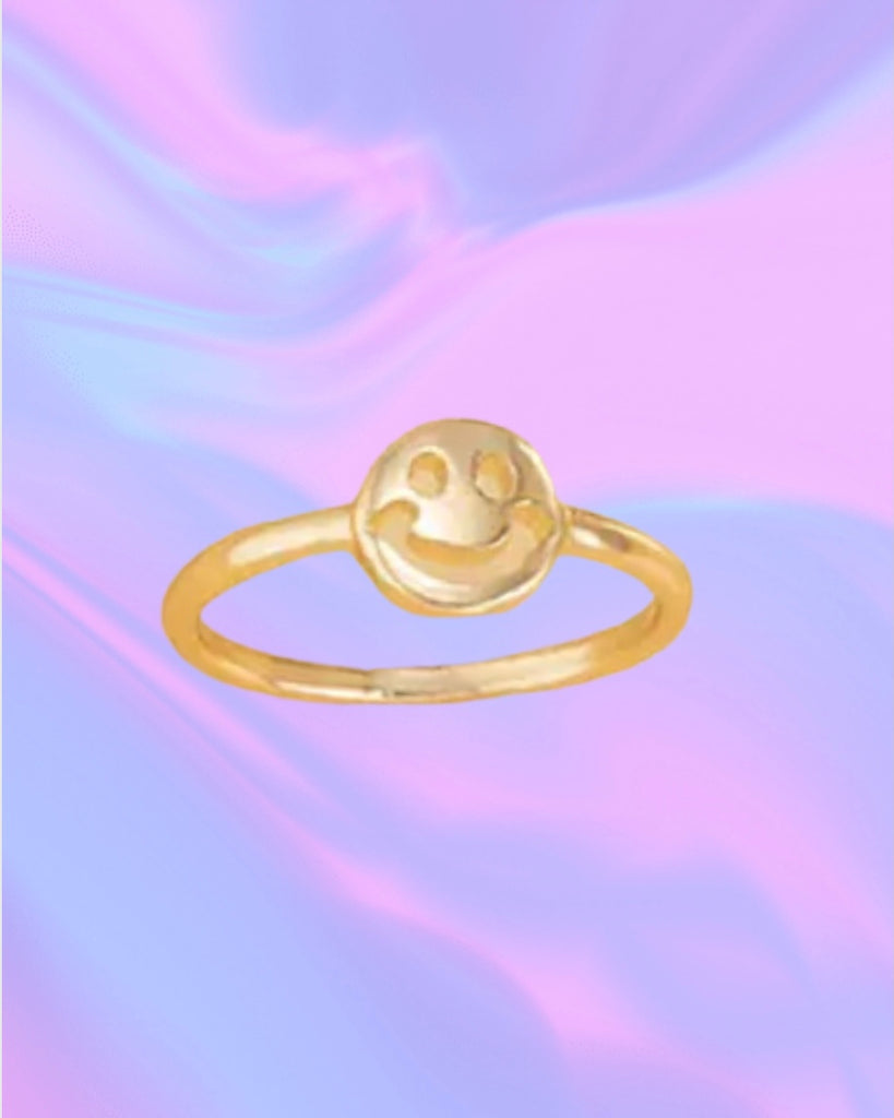 LUXE SMILEY RING